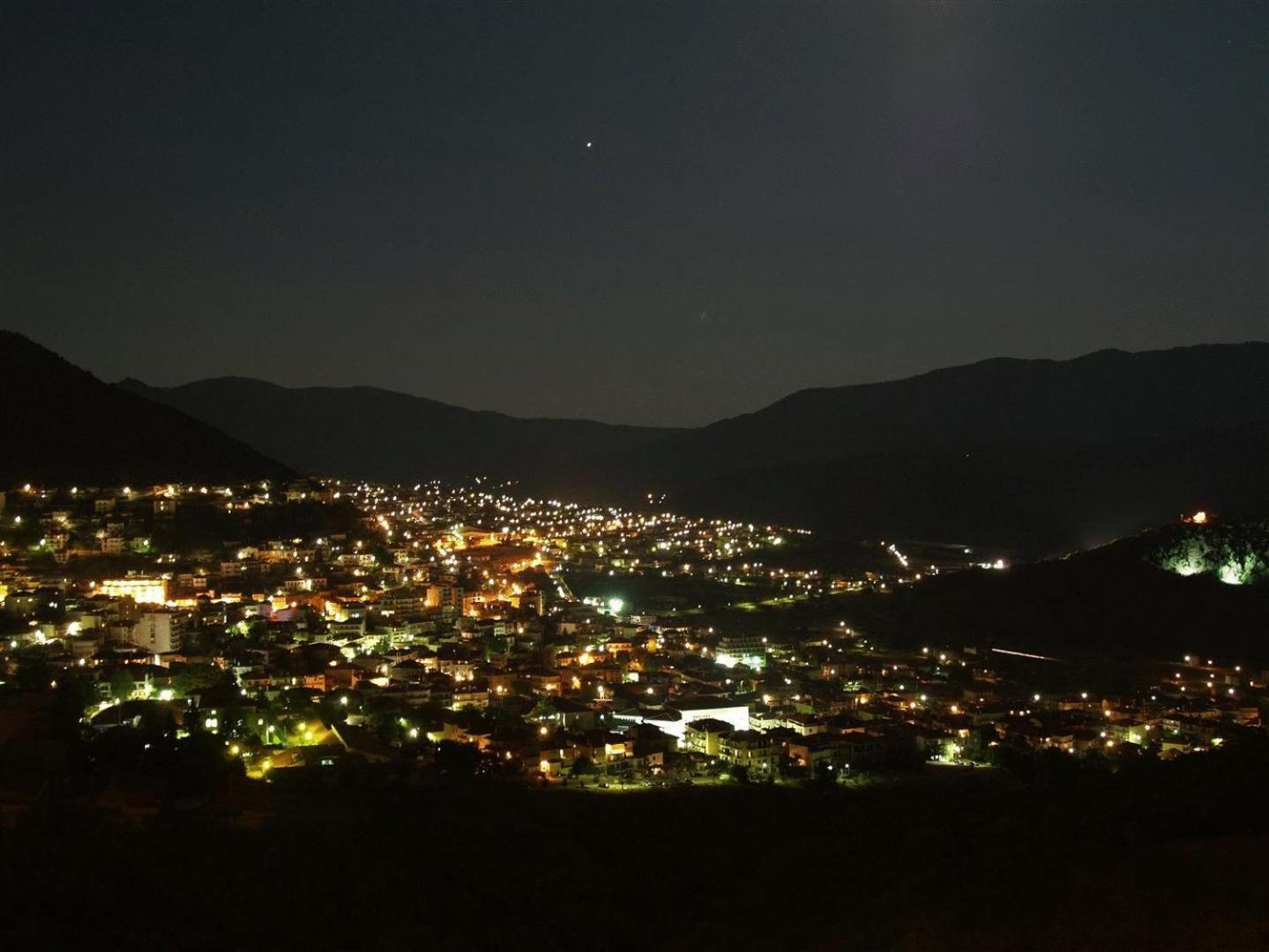 Hotel Lecadin Karpenisi Luaran gambar