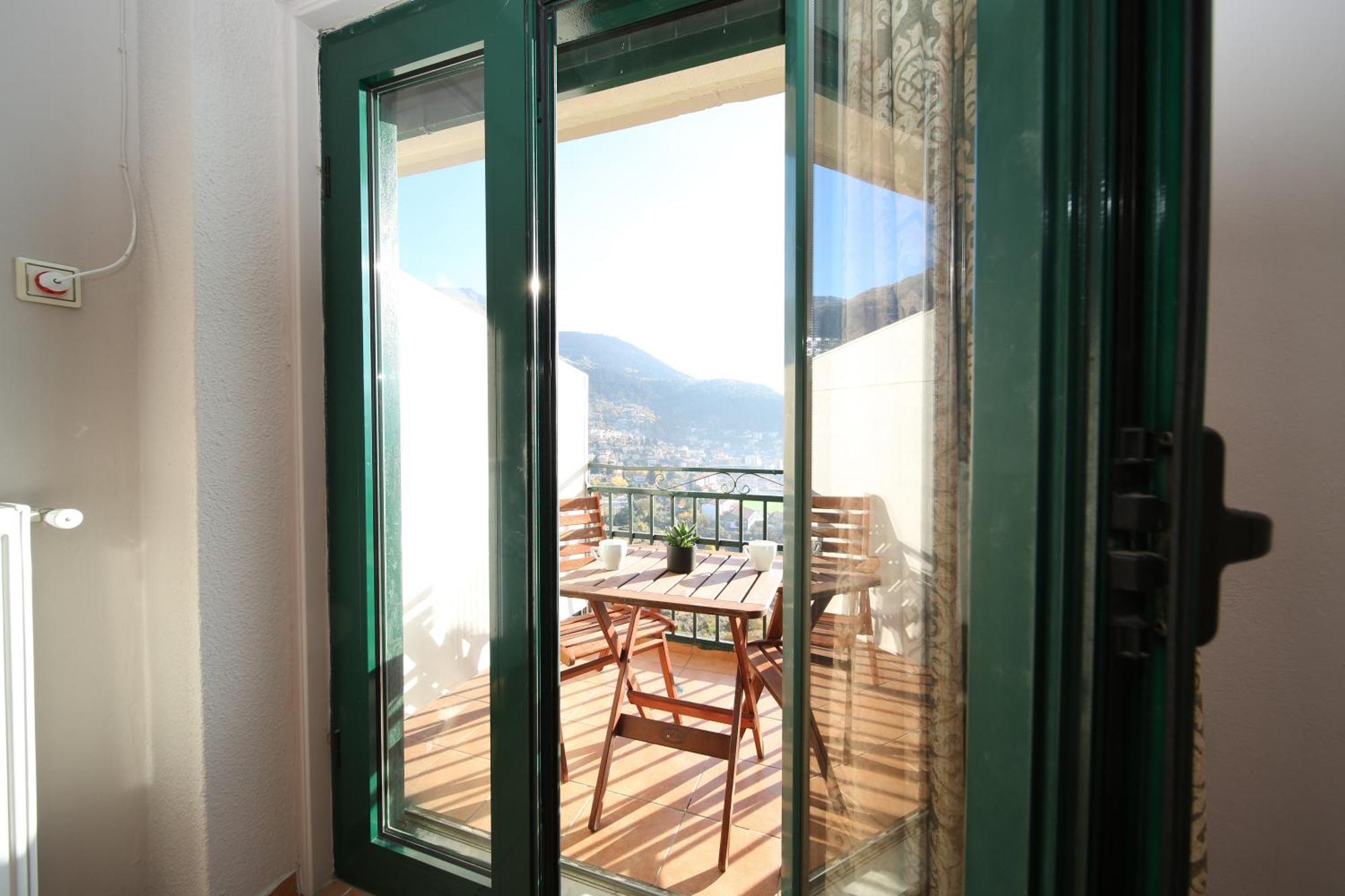 Hotel Lecadin Karpenisi Luaran gambar