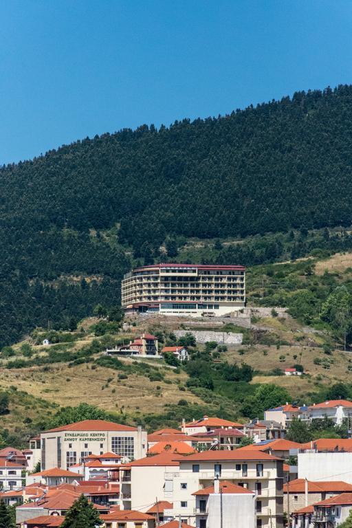 Hotel Lecadin Karpenisi Luaran gambar