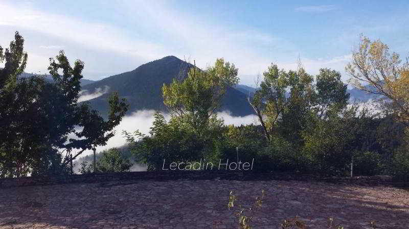 Hotel Lecadin Karpenisi Luaran gambar
